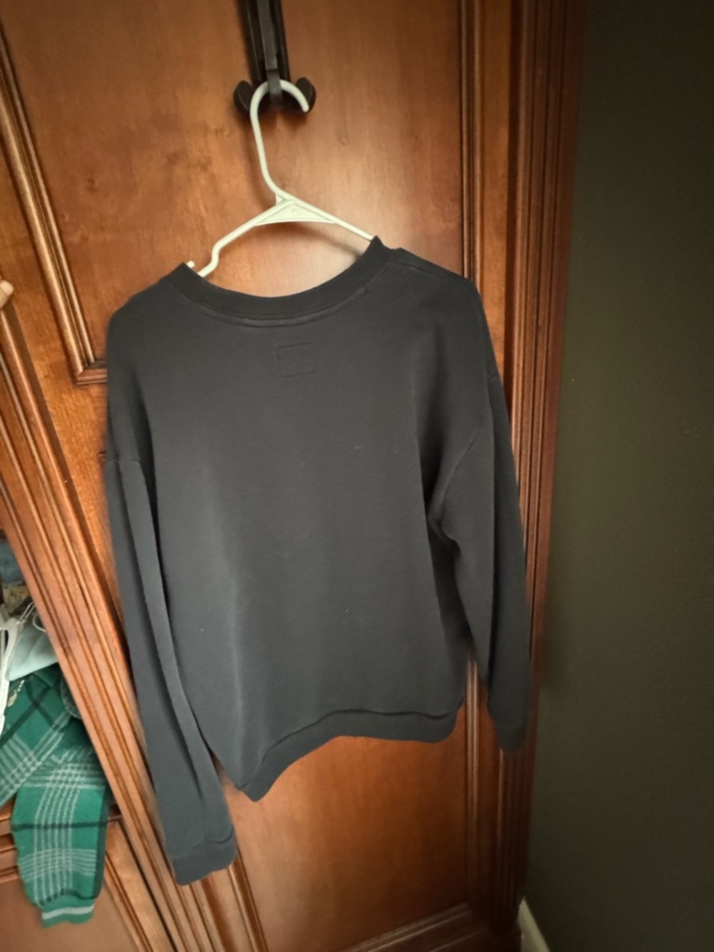 Las Vegas Raiders Black Crewneck Sweatshirt - Picture 2 of 2